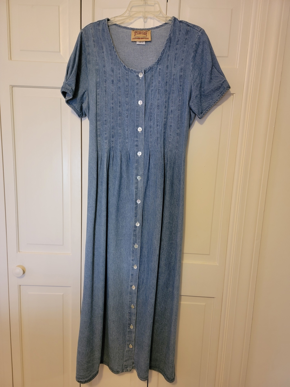 Vintage Studio Ease Button-Front Light Blue Denim Maxi Dress Size 12 EUC